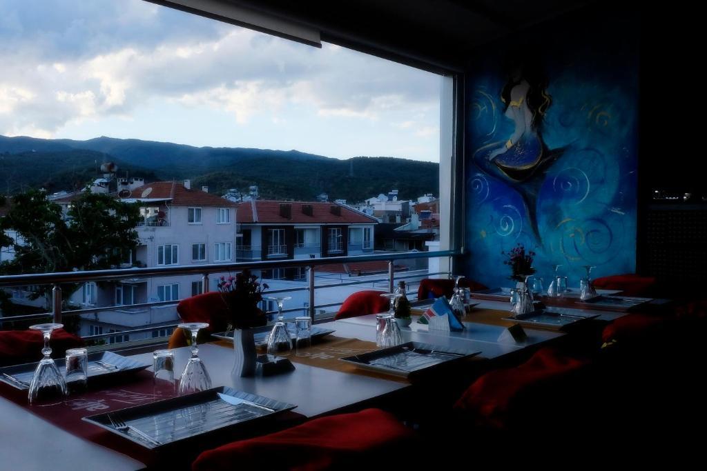 Alp Otel Restaurant คุชุกคูยู ภายนอก รูปภาพ